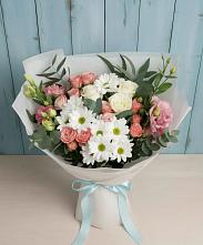 Букет цветов из:  Розы, Лизиантусы и Хризантемы в Кичменгском Городке