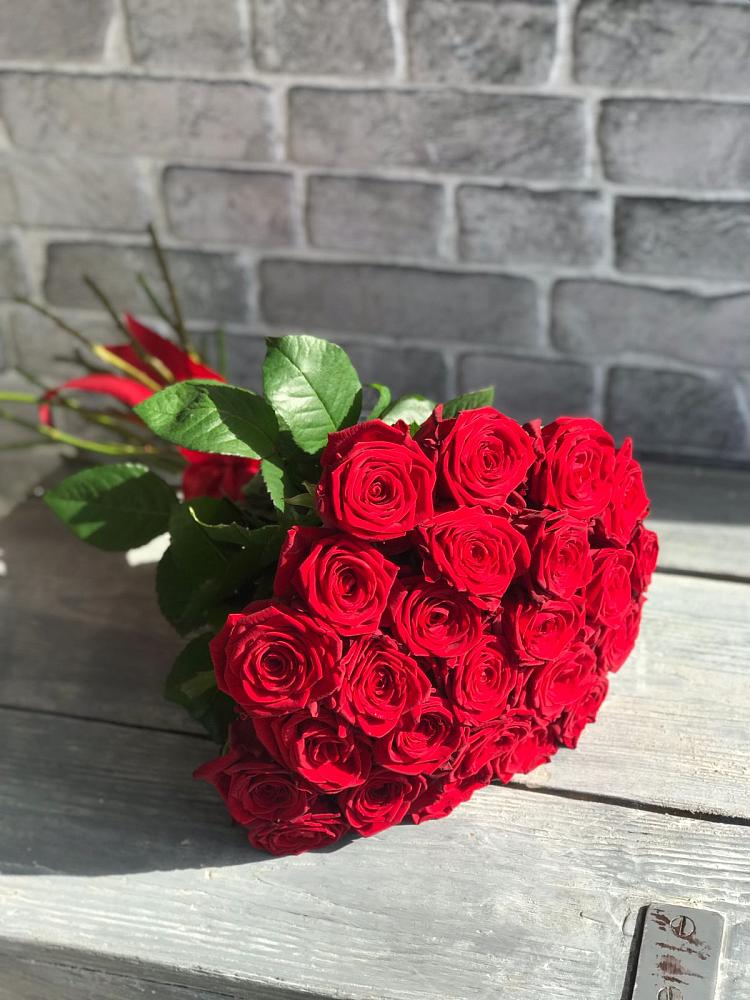 Букет Красные розы Фридом в Кичменгском Городке