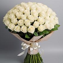Букет 101 беля роза Белоснежка в Кичменгском Городке