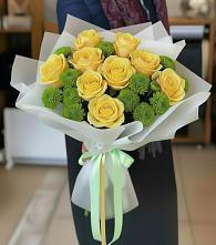Букет цветов из:  Хризантемы и Розы в Кичменгском Городке