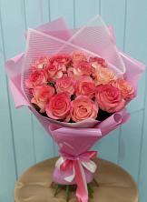 Букет 15 Розовых роз Равель в Кичменгском Городке