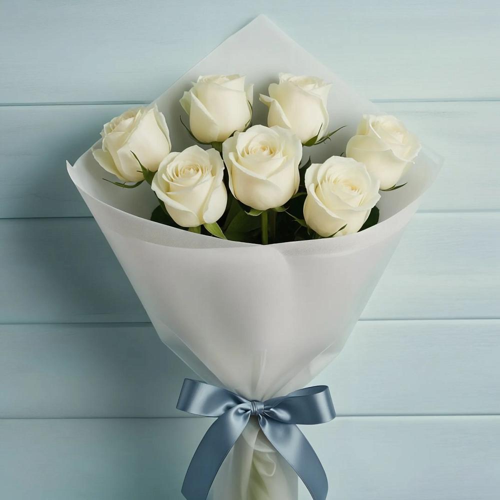 Букет 7 Белых роз Эдлесс Лав в Кичменгском Городке